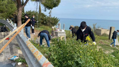 Roseto Capo Spulico - la piazzola dedicata a Denis Bergamini e ripulita dagli Ultras Cosenza